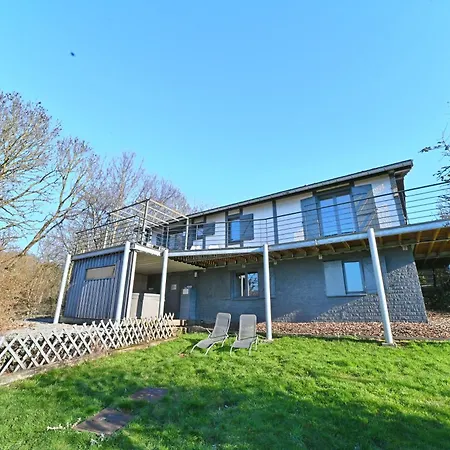 Chateau Calon Segur * دربي