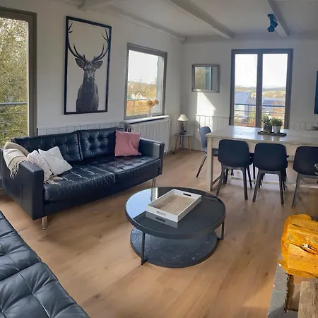 بيت للعطل Chateau Calon Segur دربي