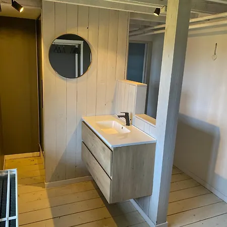 Chateau Calon Segur بيت للعطل دربي